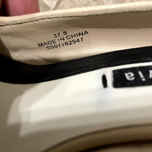 Alice + Olivia Dina Crystal Covered High Heels Sparkly MSRP $395 - Picture 9 of 12